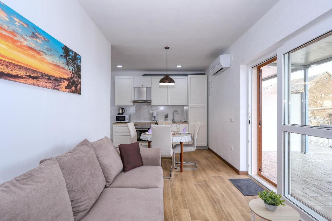 Apartments Poljak รทินา ภายนอก รูปภาพ