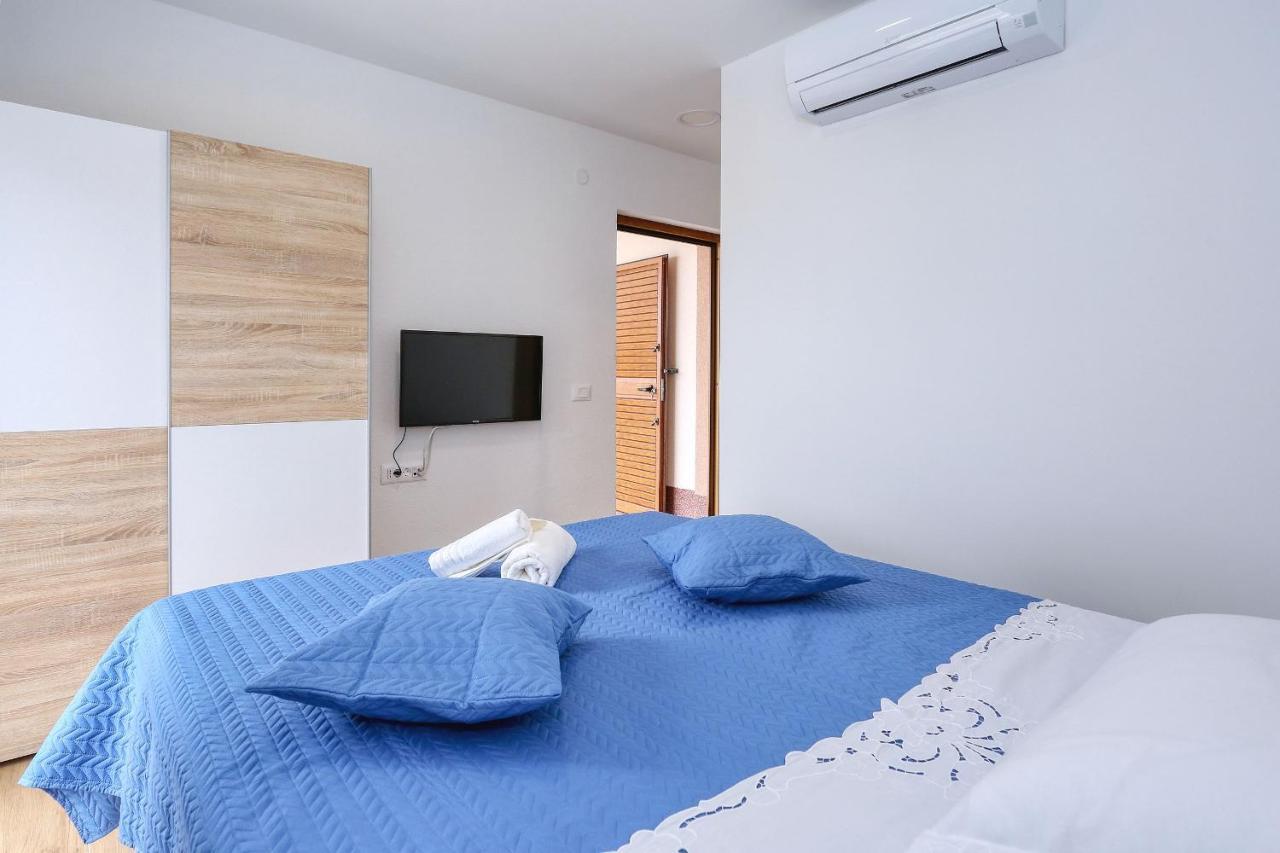 Apartments Poljak รทินา ภายนอก รูปภาพ