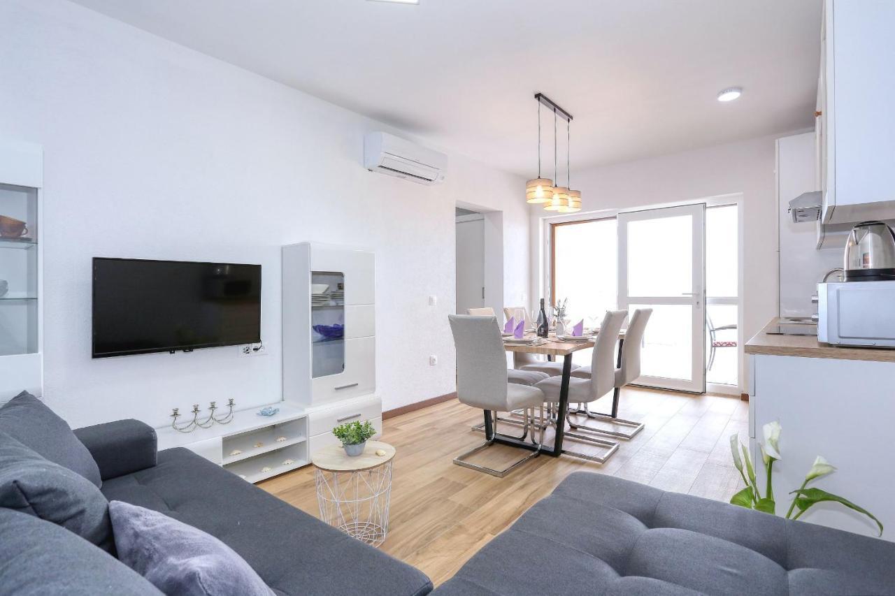 Apartments Poljak รทินา ภายนอก รูปภาพ